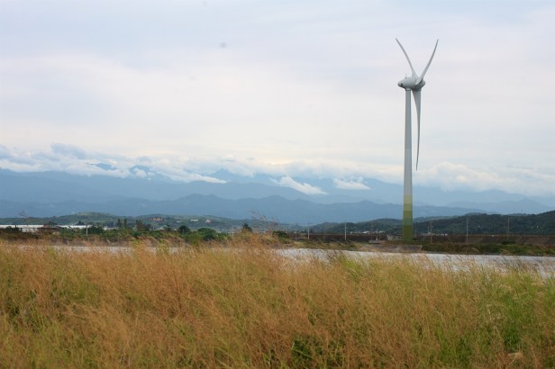 05後龍海風強勁，總是吹來思念。